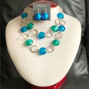 Carol Dauplaise Green Glass Stones Earrings Necklace set NEW